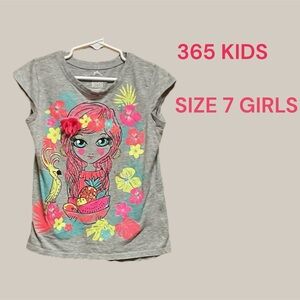 365 KIDS COLORFUL ANIMATED SHIRT IN GIRLS SIZE 7.  GENTLY WORN